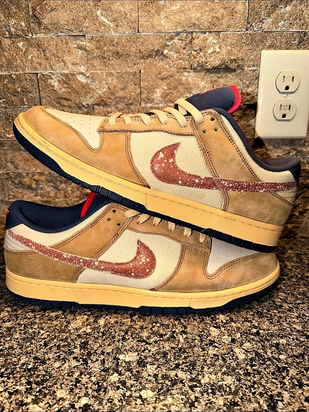Nike Dunk Low Sneakers Brown & White US 14